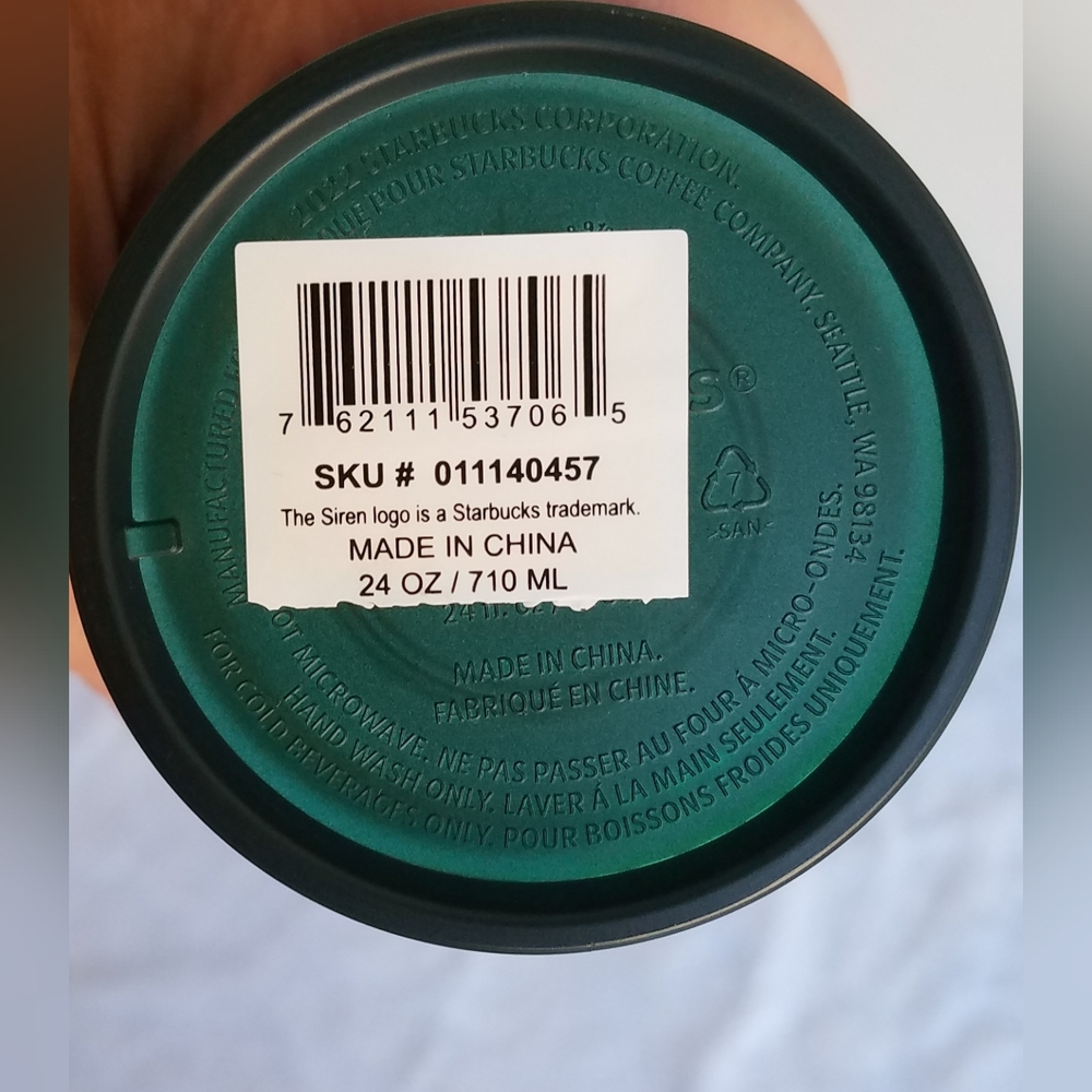 Starbucks Seasonal Green Ombre Grid 24oz Venti Tumbler - Picture 4 of 9